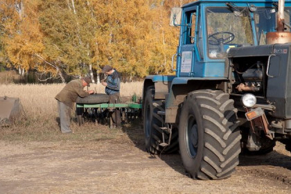 Тракторы из Ростова поступят новосибирским аграриям к посевной
