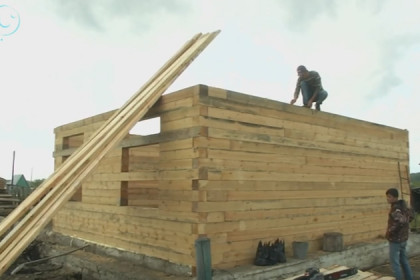 Новый дом для пенсионерки-погорелицы строят в селе Шмаково