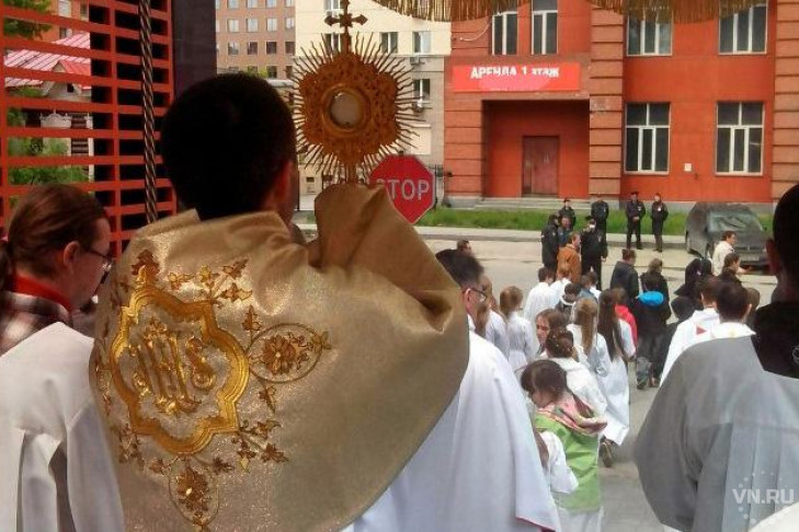 Католики пройдут крестным ходом по Новосибирску