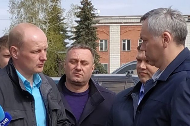 На полях в Ордынском районе побывал губернатор Андрей Травников