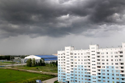 Последствия урагана оценили власти Новосибирска