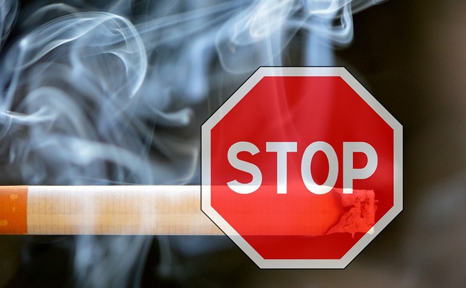 Борьба с курящим на лоджии соседом довела новосибирца до Верховного суда