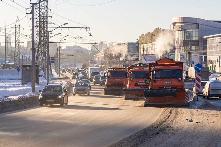 График очистки от снега улиц Новосибирска 11-12 марта назвали дорожники