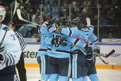 «Сибирь» продала троих хоккеистов за 425 миллионов рублей