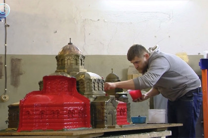 Макеты разрушенных сибирских церквей воссоздают для выставки