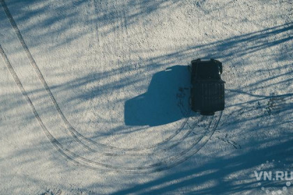39 автоледи устроили зимние гонки на джипах