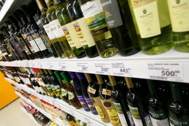 Цены на алкоголь изменятся в России