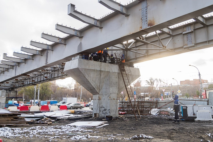 Реальный срок сдачи платного моста с развязками в Новосибирске назвали в группе «ВИС»