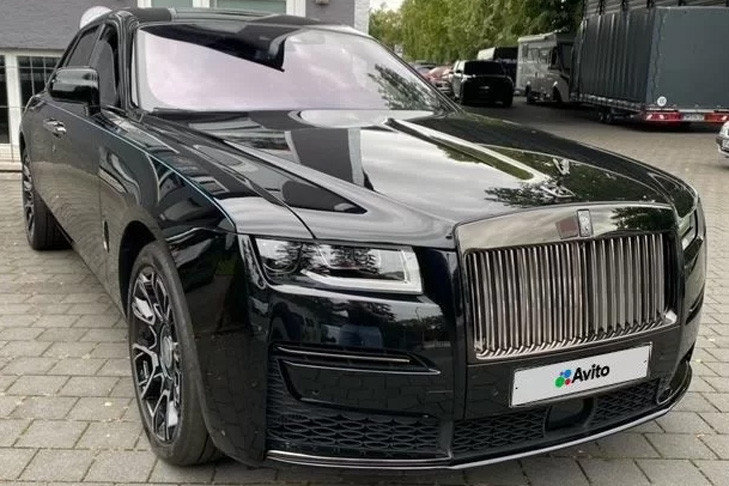 Rolls-Royce за почти 50 миллионов и другие элитные автомобили продают в Новосибирске