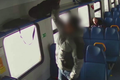 Сонный новосибирец нашел ноутбук в поезде — ему грозит пять лет колонии