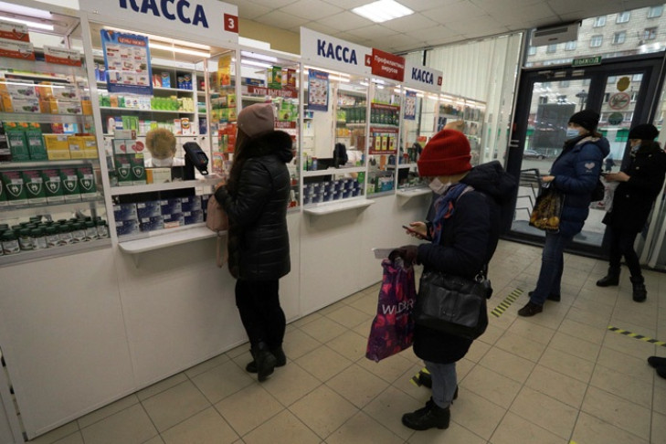Аптеки Новосибирской области обеспечат необходимым запасом лекарств