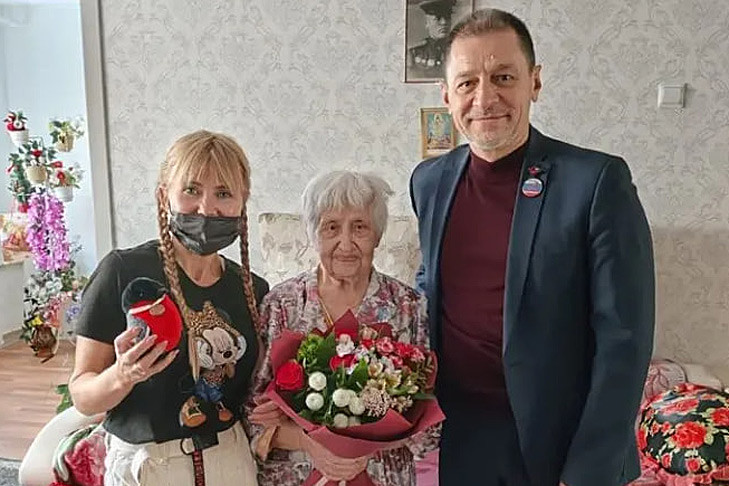Кормила маршала Конева: жительнице Новосибирска исполнилось 100 лет