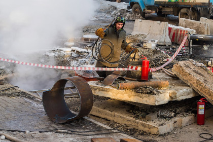 Режим ЧС из-за серии коммунальных аварий снимут до конца января в Новосибирске