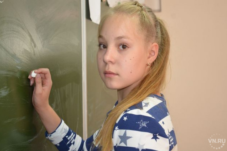 12-летней Кате из Сузуна собирают деньги на операцию в Германии