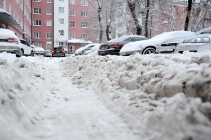 Хроника снежной катастрофы на дорогах и дворах Новосибирска 