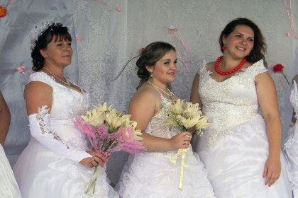 «Парад невест» прошел в Куйбышевском районе