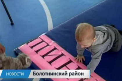 Младенцы в Болотном соревновались в ползании