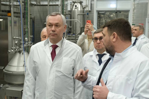 Андрей Травников оценил возможности нового молочного завода «Толмачевский»
