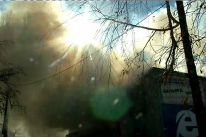 Сгорел за полчаса торговый центр в Ярково