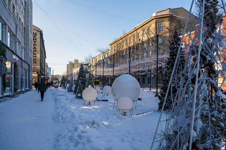 Причину снежной каши на новогодней улице Ленина назвали в мэрии Новосибирска