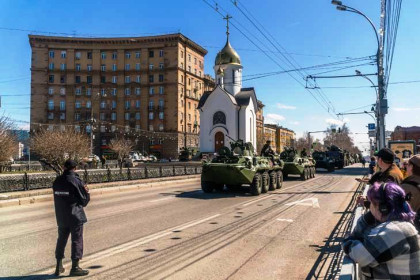 Центр Новосибирска перекроют 7 мая из-за генеральной репетиции Парада Победы