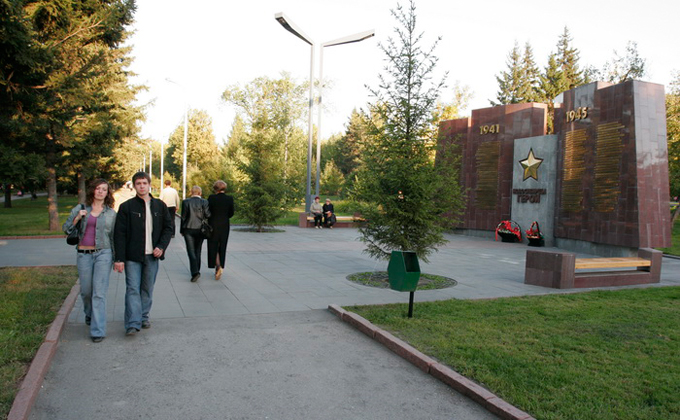 монумент Славы Уваров