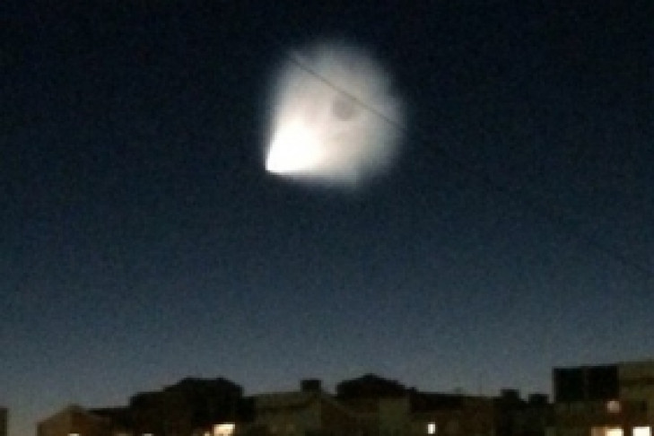 В ночном небе над Новосибирском был замечен НЛО