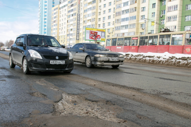 ГИБДД оштрафовала мэрию за плохие дороги на десятки миллионов рублей
