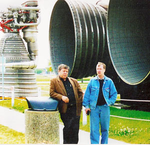 В 1997 году Анатолий Руднев в составе съемочной группы побывал в центре подготовки американских астронавтов в Хьюстоне