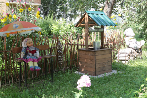 Двор на ул. Сибиряков-Гвардейцев, 12. Фото Михаила ПЕРМИНА