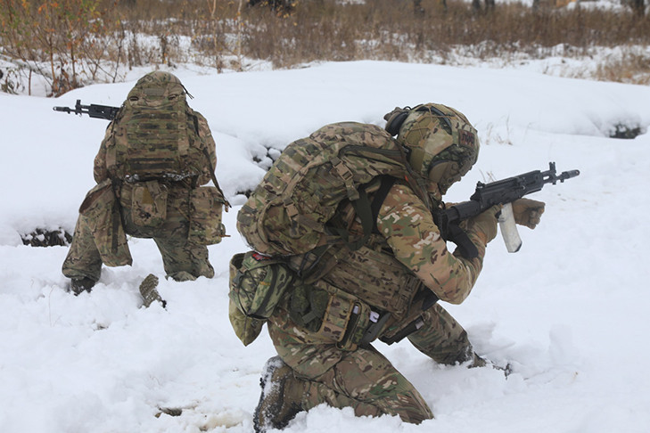 Бойцы спецназа из ружья поразили FPV-дрон под Новосибирском