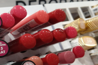 В Новосибирске среди детей растет спрос на косметику из-за тренда в соцсетях