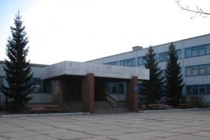 Школу под Новосибирском эвакуировали из-за запаха газа
