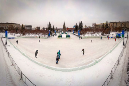 Каток на площади Ленина отменили на Новый год-2023 в Новосибирске