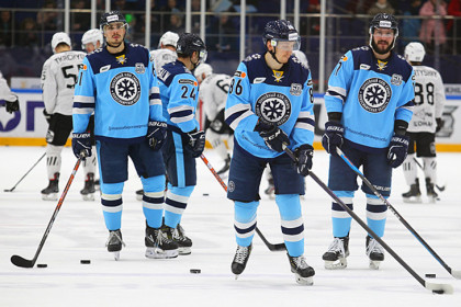 «Сибирь» обыграла «Барыс»: Мартемьянов волнуется состоянием своих хоккеистов перед плей-офф