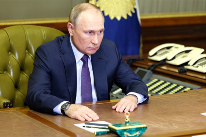 Военное положение объявил Владимир Путин в новых регионах России