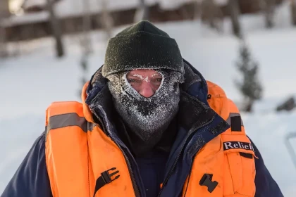 МЧС просит новосибирцев воздержаться от прогулок в аномальные морозы