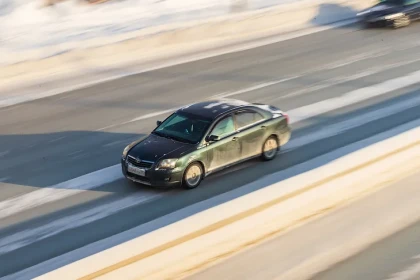 Почти четверть жителей Сибирского федерального округа приобрели свой первый автомобиль в возрасте до 25 лет