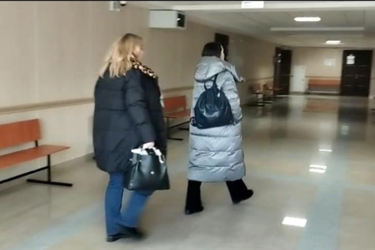 Экс-начальницу службы судебных приставов Елену Кириллову осудили на 3,5 года за взятку