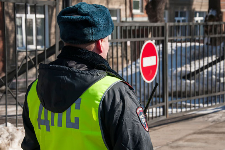 Охоту на таксистов-лихачей объявили в Новосибирске