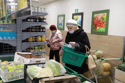 Цены на продукты питания возьмут на контроль по поручению Андрея Травникова