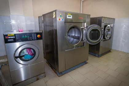Телевизор и стиральную машину в Новосибирске украл у соседа вор-силач
