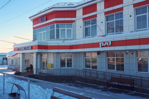 Цистерна с опасным грузом протекла на станции Тебисская под Новосибирском