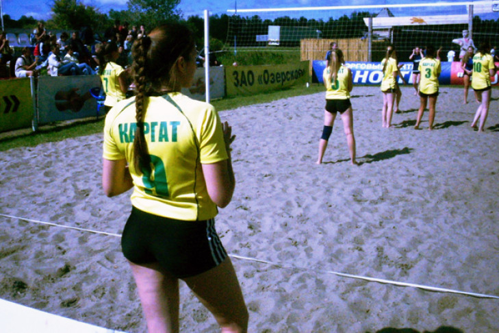 Турнир по пляжному волейболу прошел в Каргате