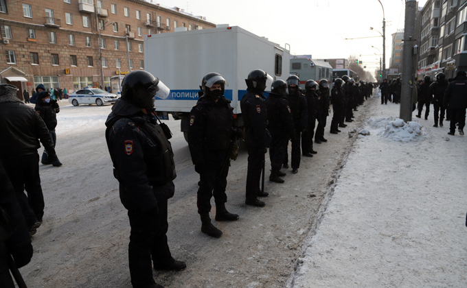 Действия правоохранительных органов во время субботней акции оценил губернатор Андрей Травников