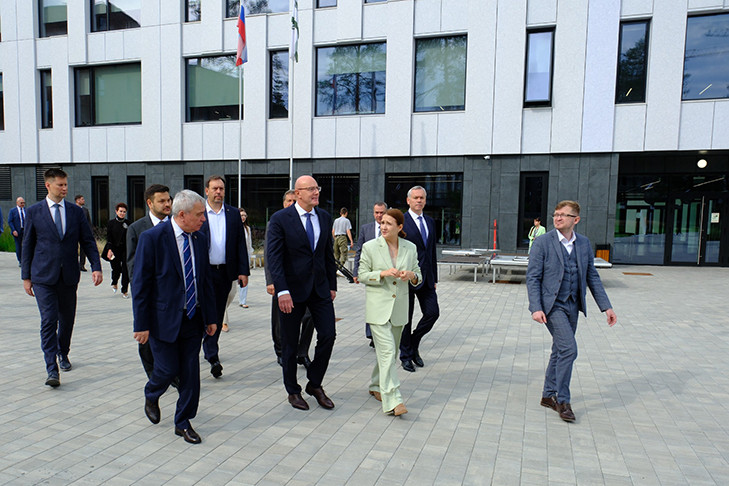 Дмитрий Чернышенко открыл новый корпус кампуса мирового уровня в Новосибирске