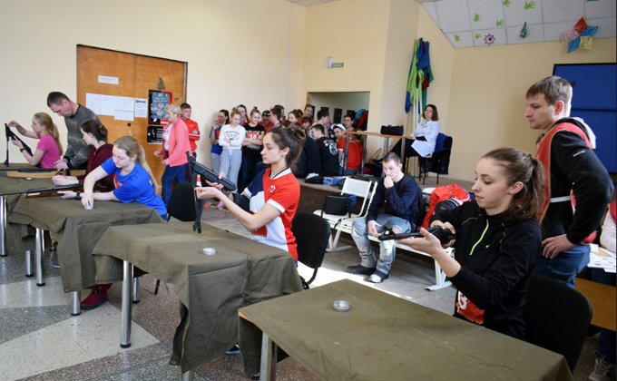 Татарские школьники лучше всех сдали нормы ГТО в Новосибирской области