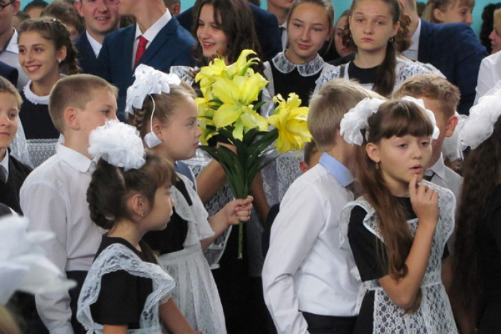 Новый учебный год начался в 26 школах Венгеровского района