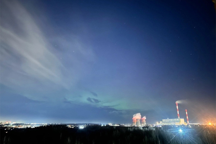 Новосибирск увидел полярное сияние в ночь на 17 апреля