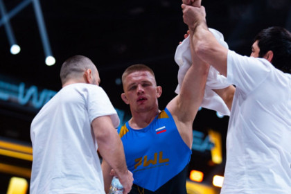 Новосибирский борец Степанов взял «золото» на турнире по греко-римской борьбе